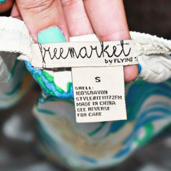 NEW Flying Tomato Breezy Off the Shoulder Top Sm - Picture 8 of 11